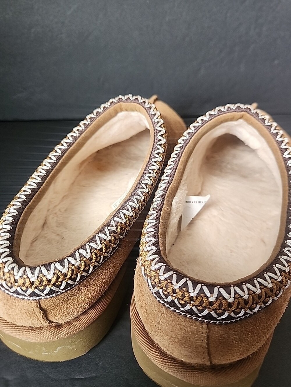 UGG Tasman Slippers Womens Size 10 - Picture 4 of 7
